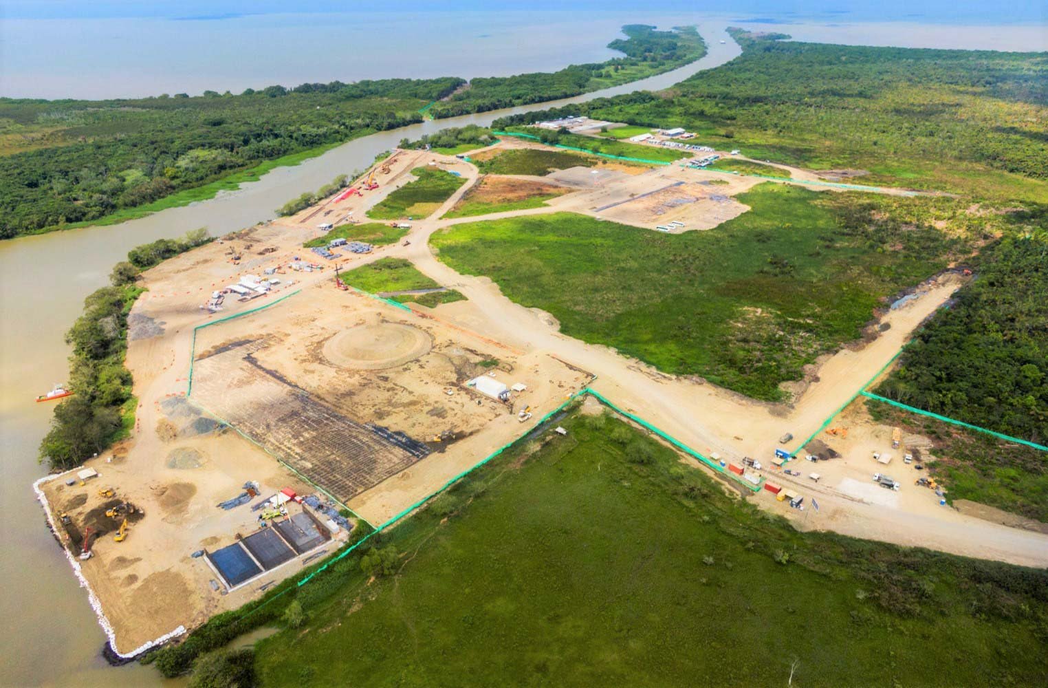 Obras de Puerto Antioquia