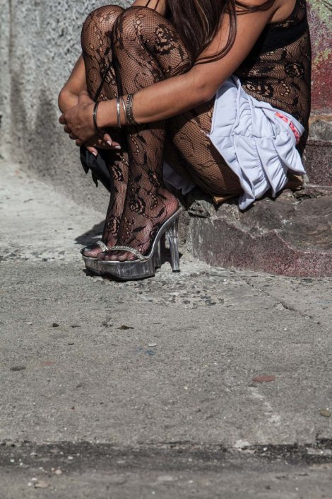 A las maricas nos quieren sacar de acá
